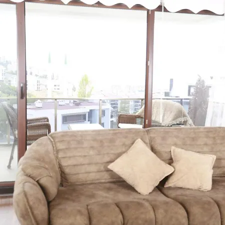 Lovely Flat With Shared Pool And Balcony In Mudanya Apartment *