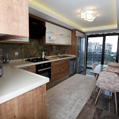Apartment Lovely Flat With Shared Pool And Balcony In Mudanya *