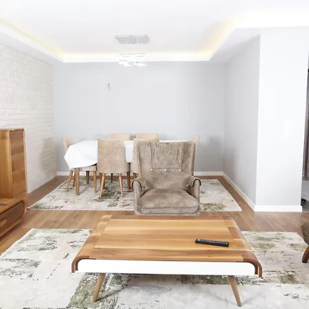Lovely Flat With Shared Pool And Balcony In Mudanya * Bursa