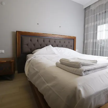 Apartment Lovely Flat With Shared Pool And Balcony In Mudanya *