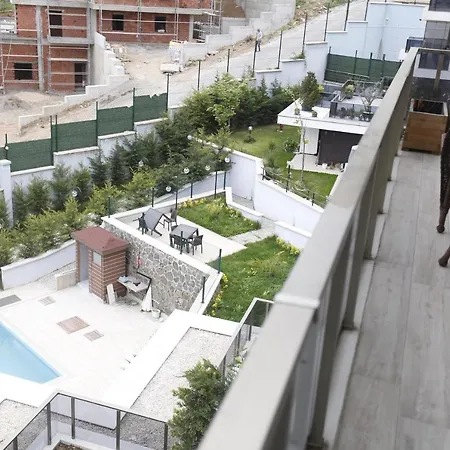 Apartment Lovely Flat With Shared Pool And Balcony In Mudanya *